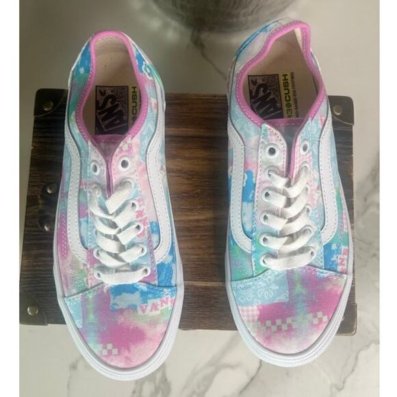 Vans Old Skool Tapered VR3 Sneakers in Light Pink - Picture 3 of 9